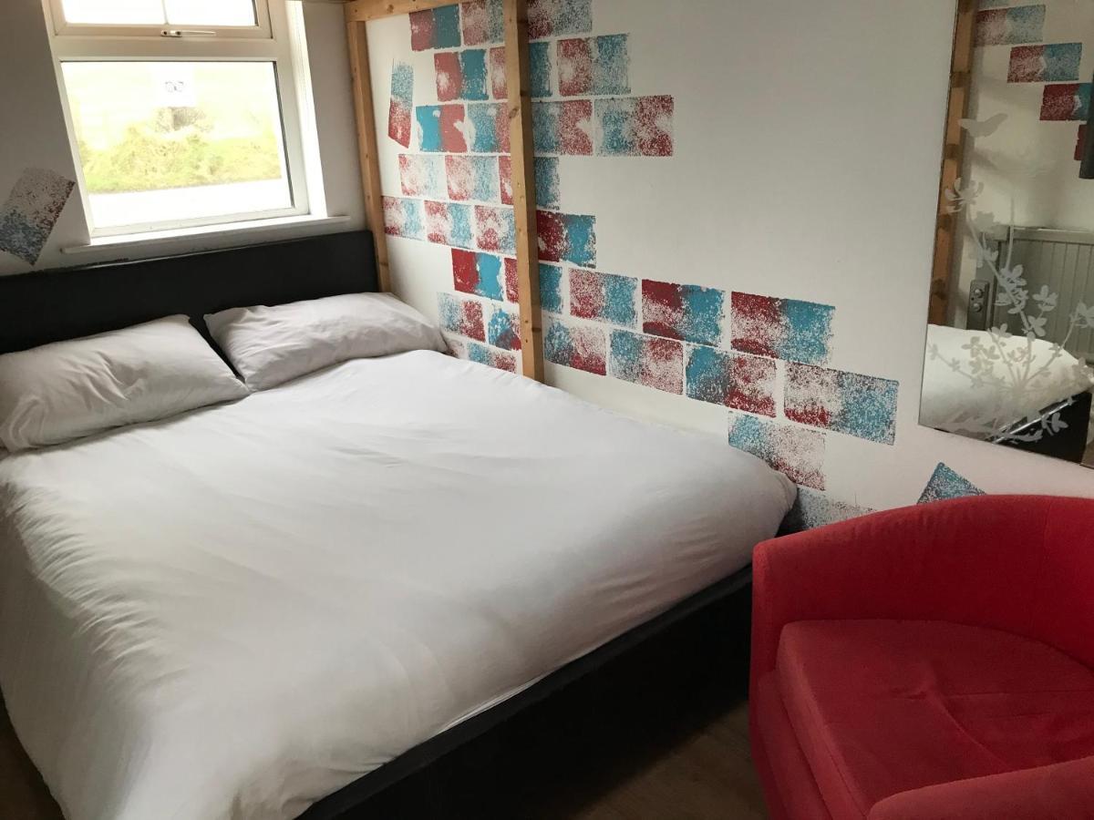בושמילס Finn Mccools Giants Causeway Hostel מראה חיצוני תמונה