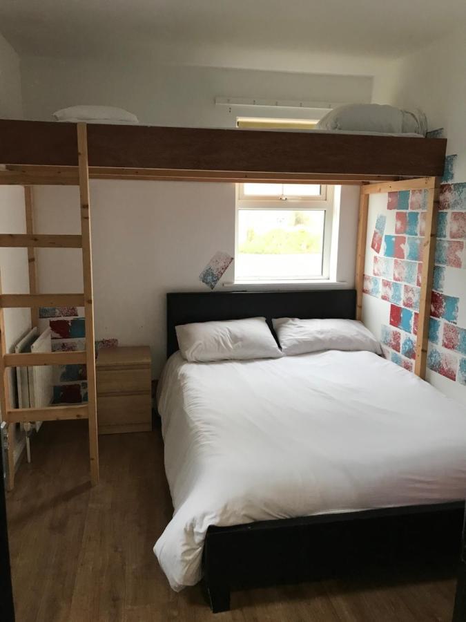 בושמילס Finn Mccools Giants Causeway Hostel מראה חיצוני תמונה
